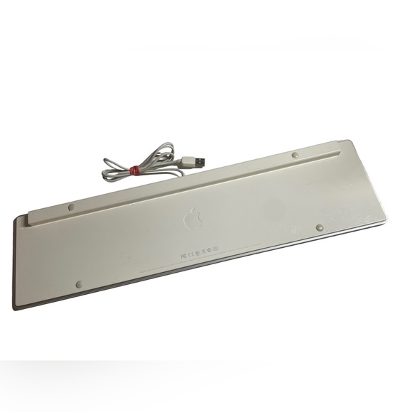 🔥 OEM Apple Wired Number Pad Keyboard MODEL A1243 🔥 - Picture 3 of 3